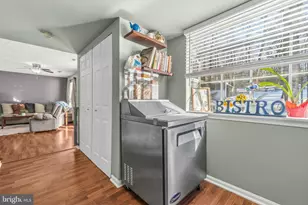8653 Valley Dr, Waldorf, MD 20603 - Photo 11