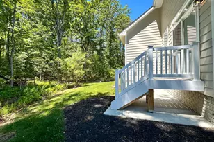 11521 Beacon Hill Ct, Swan Point, MD 20645 - Photo 9
