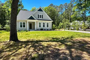 11521 Beacon Hill Ct, Swan Point, MD 20645 - Photo 5