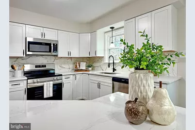 6887 Kangaroo Drive, Waldorf, MD 20603 - Photo 13