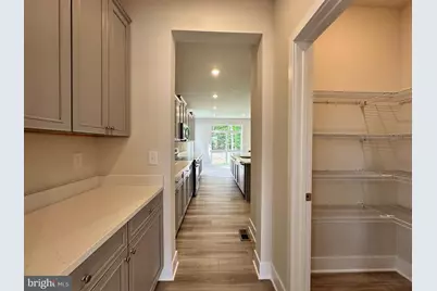 5404 Newport Circle, White Plains, MD 20695 - Photo 7