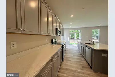 5404 Newport Circle, White Plains, MD 20695 - Photo 11