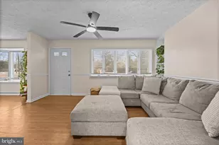 10514 Willetts Crossing Rd, White Plains, MD 20695 - Photo 3