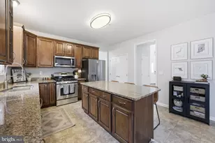 10351 Stewards Chance Ln, White Plains, MD 20695 - Photo 13