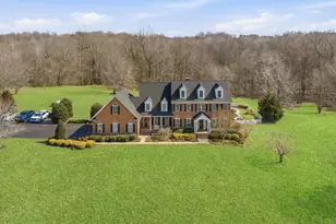 8715 Hill Spring Dr, La Plata, MD 20646 - Photo 3