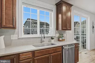 3723 Solidarity Cir, Waldorf, MD 20603 - Photo 15