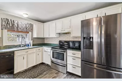 2709 Pinewood Drive, Waldorf, MD 20601 - Photo 25