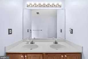 115 Myrtleleaf Cir, La Plata, MD 20646 - Photo 19