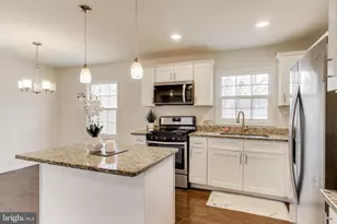 527 Garner Ave, Waldorf, MD 20602 - Photo 9