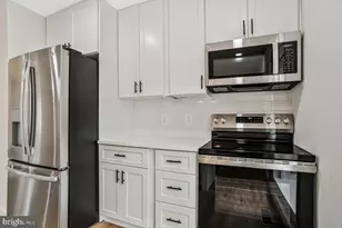 2424 Pear Tree Ct, Waldorf, MD 20602 - Photo 17