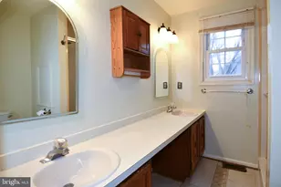 6724 Dolphin Ct, Waldorf, MD 20603 - Photo 35