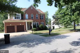 10111 Astill Ct, Waldorf, MD 20603 - Photo 3