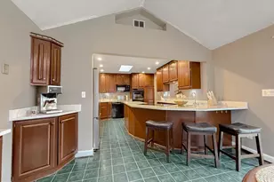 9227 Mimosa Dr, La Plata, MD 20646 - Photo 15