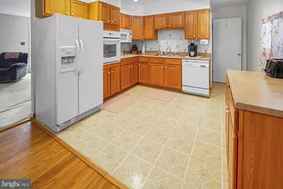 9614 Charles Court, La Plata, MD 20646 - Photo 5