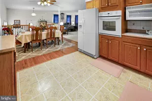 9614 Charles Ct, La Plata, MD 20646 - Photo 17