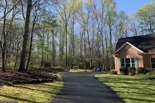 5735 Bent Pine Pl, Waldorf, MD 20601 - Photo 5