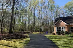 5735 Bent Pine Pl, Waldorf, MD 20601 - Photo 5