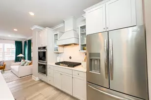 10522 Cobbler Pl, White Plains, MD 20695 - Photo 5