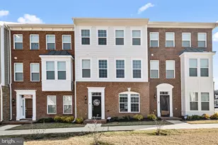311 Buckeye Cir, La Plata, MD 20646 - Photo 1