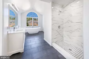 1007 Norfolk Dr, La Plata, MD 20646 - Photo 7