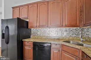 7446 Tottenham Dr, White Plains, MD 20695 - Photo 11