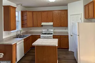 8002 Bullfinch Pl, White Plains, MD 20695 - Photo 11