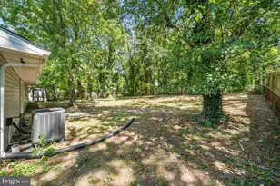 1205 Adams Ct, Waldorf, MD 20602 - Photo 7