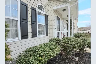 10025 Wamsley Court, White Plains, MD 20695 - Photo 3