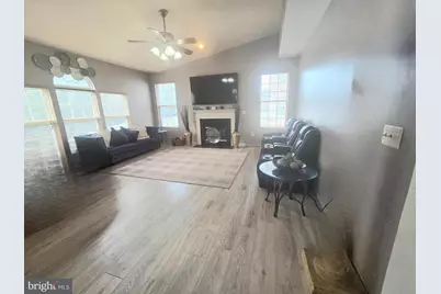 10025 Wamsley Court, White Plains, MD 20695 - Photo 11