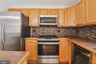 8033 Bloomsbury Pl, White Plains, MD 20695 - Photo 19