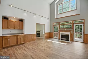 7129 Langley Ct, Hughesville, MD 20637 - Photo 9