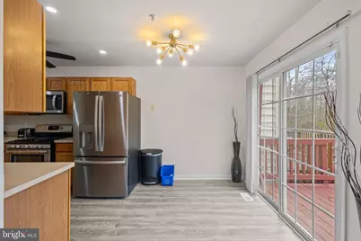 10906 W Point Place, White Plains, MD 20695 - Photo 11