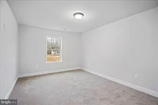 7016 Grace Landing Ct, Hughesville, MD 20637 - Photo 29