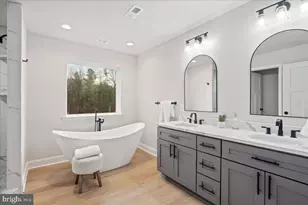 7016 Grace Landing Ct, Hughesville, MD 20637 - Photo 25