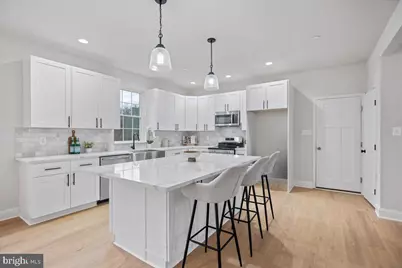 7016 Grace Landing Court, Hughesville, MD 20637 - Photo 3