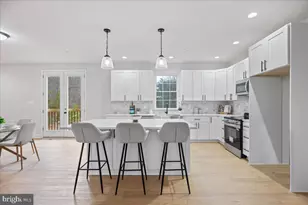 7016 Grace Landing Ct, Hughesville, MD 20637 - Photo 11