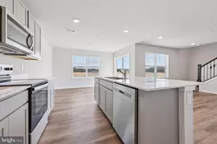 282 Long Branch Ln, La Plata, MD 20646 - Photo 9