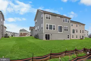 5196 Newport Cir, White Plains, MD 20695 - Photo 39