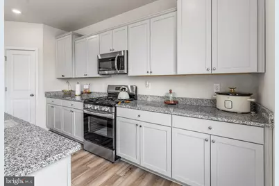 5196 Newport Circle, White Plains, MD 20695 - Photo 19