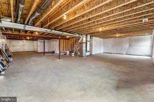 5196 Newport Cir, White Plains, MD 20695 - Photo 37