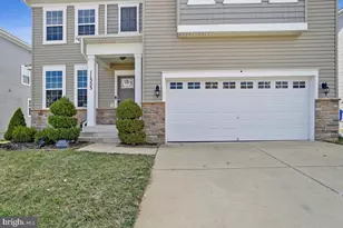 11353 Flag Ct, White Plains, MD 20695 - Photo 3
