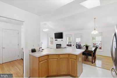 8537 Anderegg Place, Waldorf, MD 20603 - Photo 9
