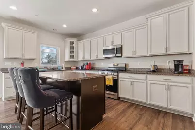 11373 Tolkien Avenue, White Plains, MD 20695 - Photo 5