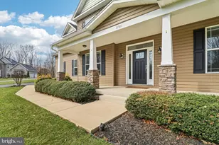 11511 Summerton Ct, La Plata, MD 20646 - Photo 3