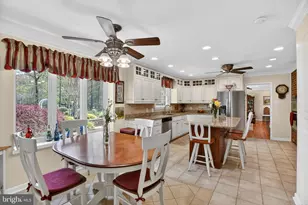 3920 Ravine Dr, White Plains, MD 20695 - Photo 11