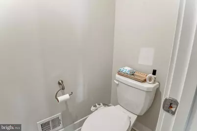 11716 Emily Dickinson Pl, White Plains, MD 20695 - Photo 33