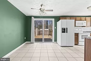 4817 Kingfisher Ct, Waldorf, MD 20603 - Photo 9