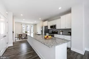 2762 Bridgewater Dr, Bryans Road, MD 20616 - Photo 3