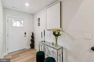10939 Drummond Pl, White Plains, MD 20695 - Photo 5