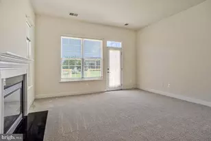 11094 Commanders Ln, White Plains, MD 20695 - Photo 5